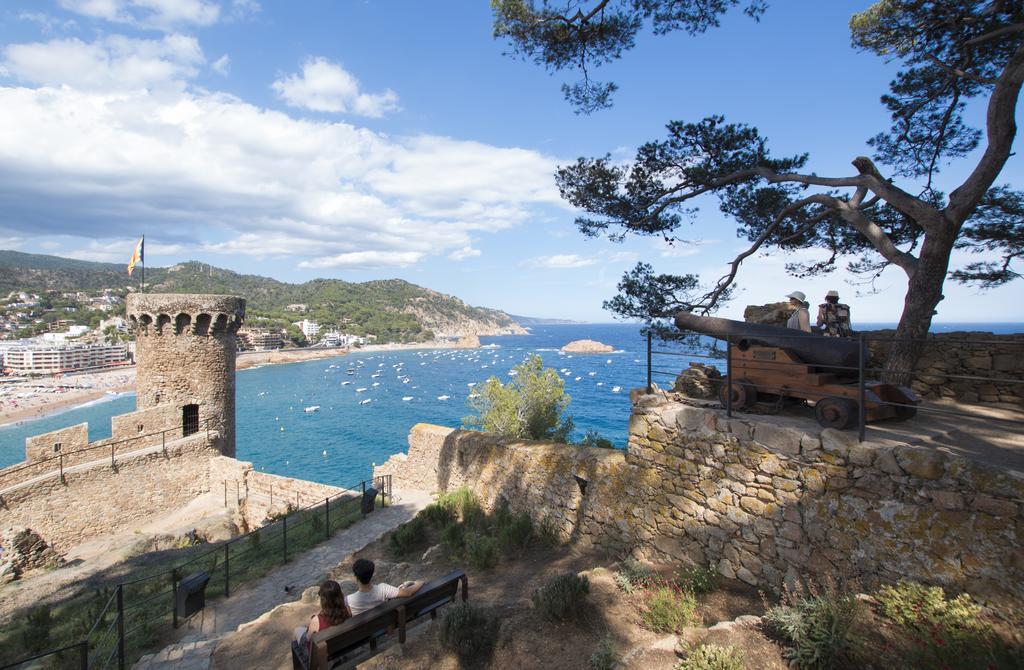 Medplaya Aparthotel Esmeraldas Tossa de Mar Exterior photo